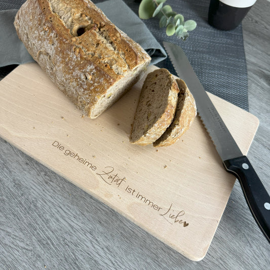 Schneidebrett - Die geheime Zutat ist immer Liebe - 32x22 cm - Deisterwerke