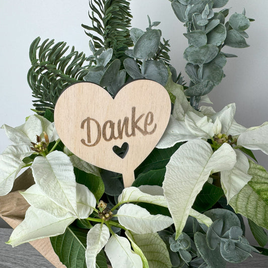 Blumenstecker in Herzform aus Holz mit der Aufschrift Danke - eingraviert - Gravur auf Holz - Stecker für Blumenstrauß, Blumengesteck, Topfblume