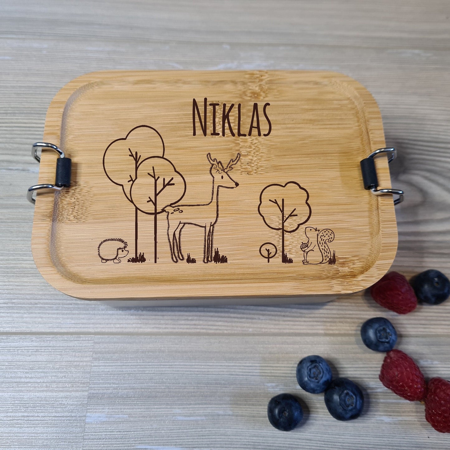 Lunchbox "Wald" - mit Name personalisiert - aus Edelstahl mit Bambusdeckel - Deisterwerke
