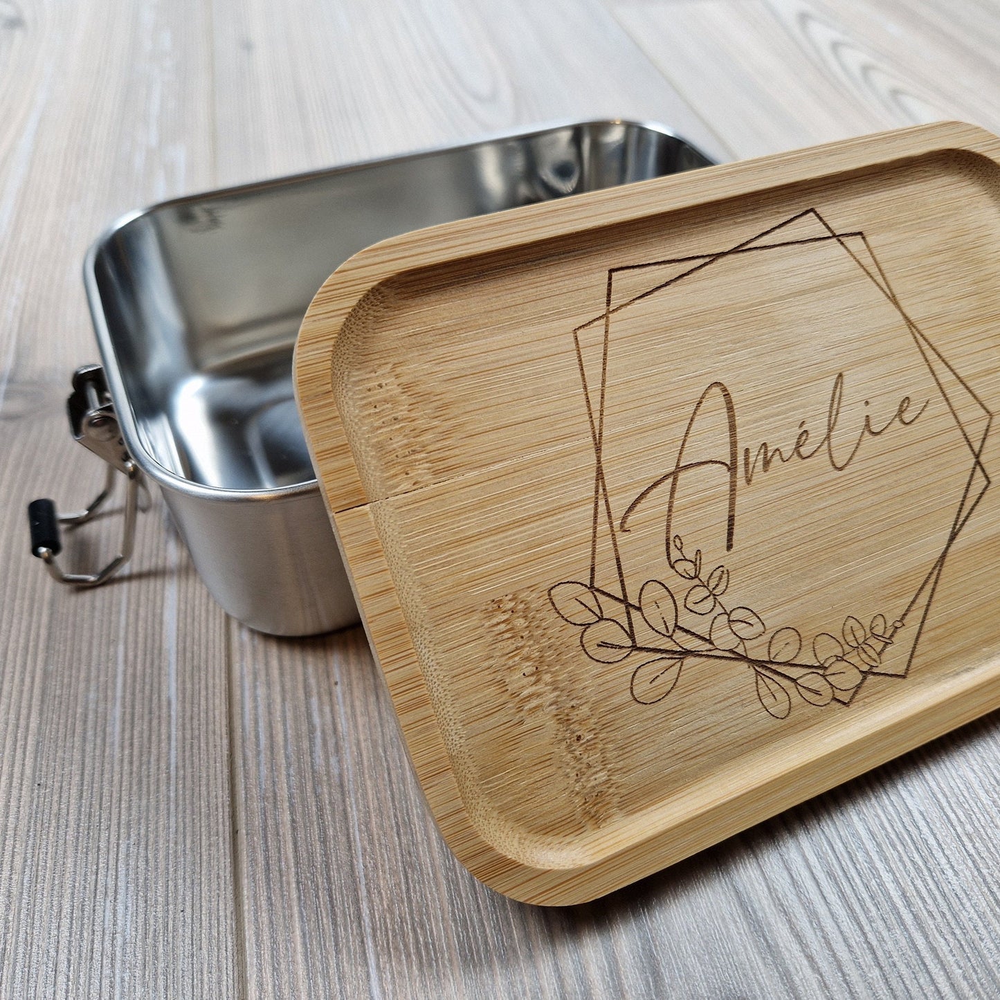 Lunchbox "Eucalyptus-Kranz" - mit Name personalisiert - aus Edelstahl mit Bambusdeckel - Deisterwerke