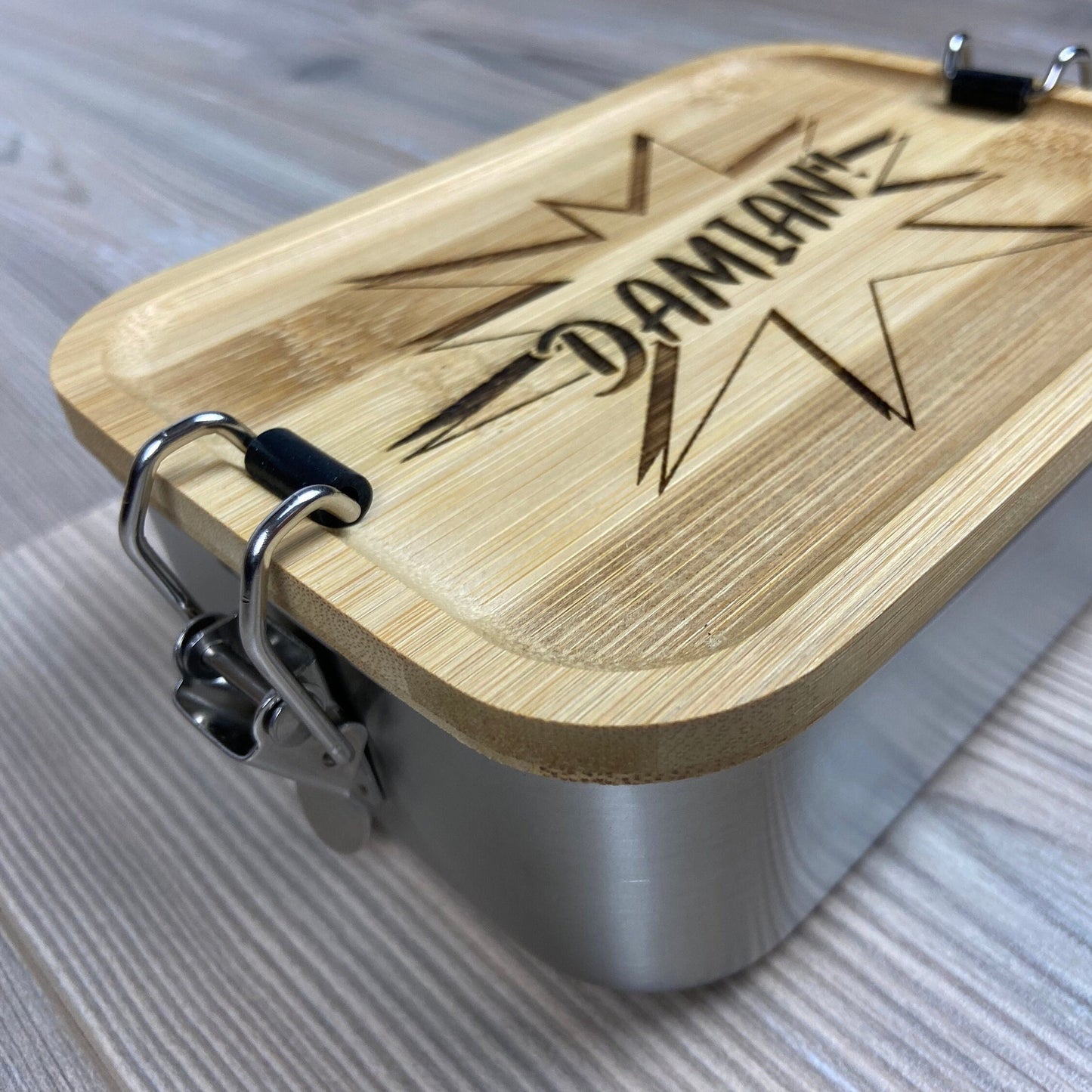 Lunchbox "Comic" - mit Name personalisiert - aus Edelstahl mit Bambusdeckel - Deisterwerke