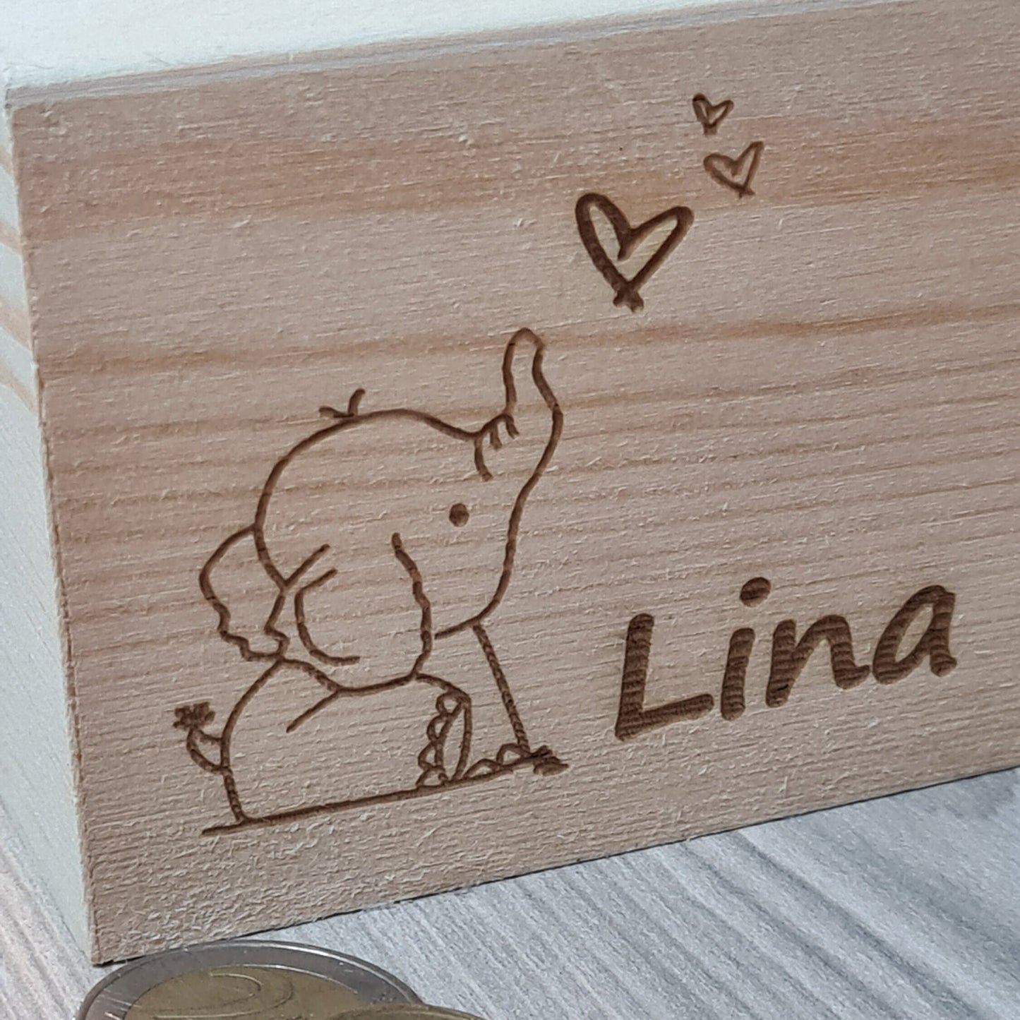Spardose Truhe "Elefant" - mit Name personalisiert - Deisterwerke