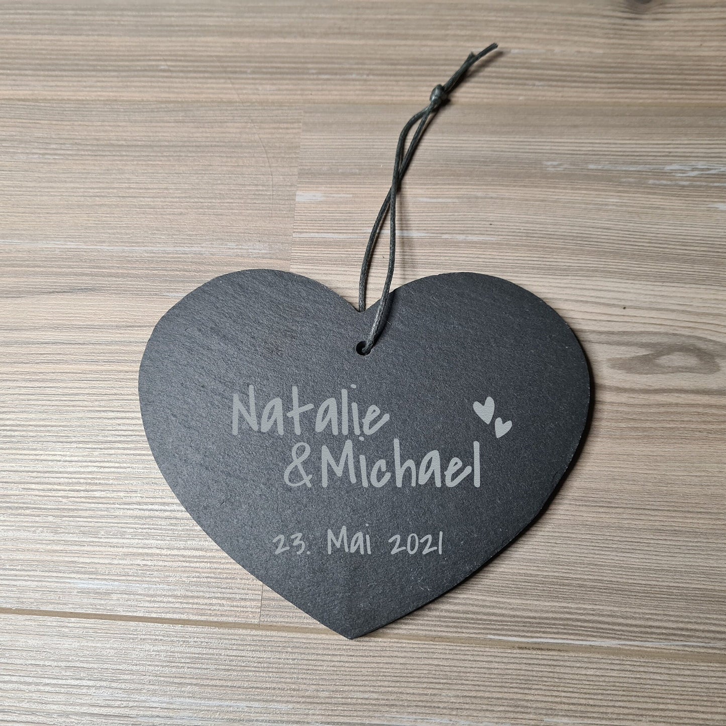 Schieferherz Hochzeit - Design 2 - personalisiert - Deisterwerke