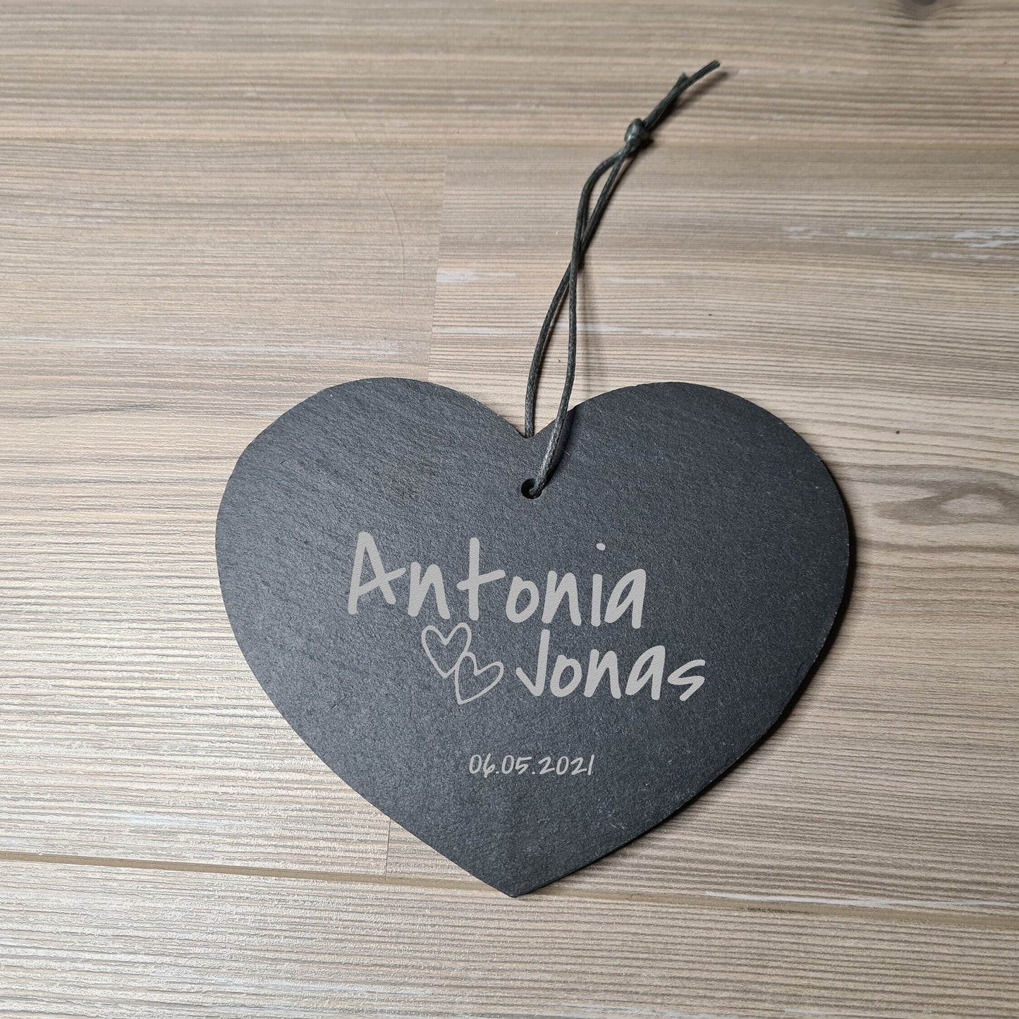 Schieferherz Hochzeit - Design 1 - personalisiert - Deisterwerke