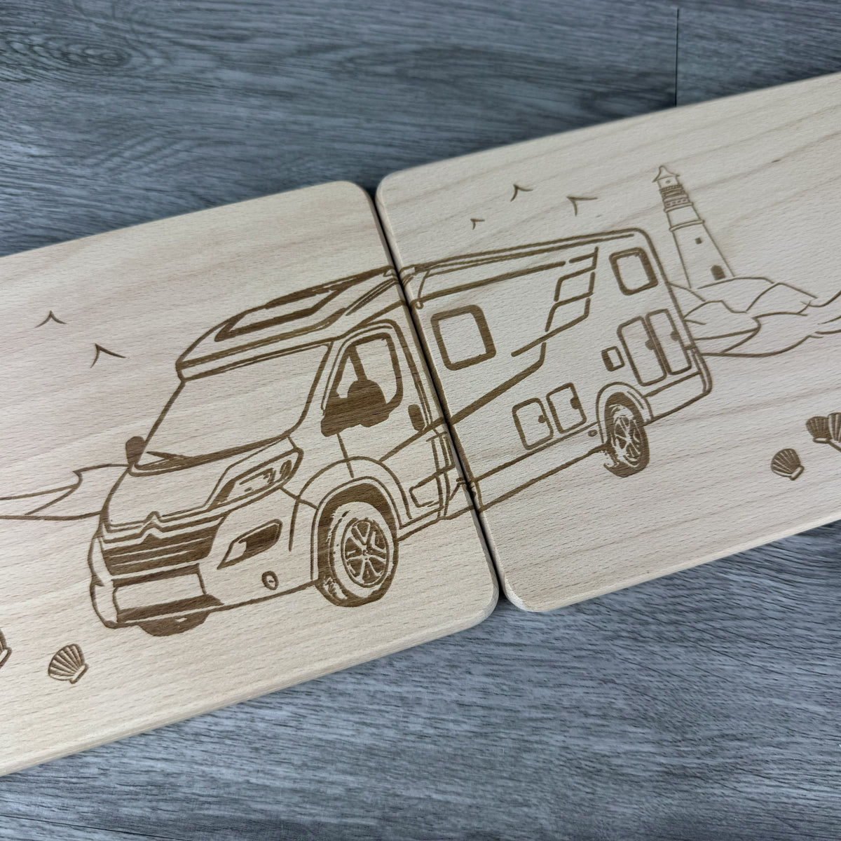 Detailansicht Wohnmobil am Meer, Partnerbrettchen Geschenk für Paare