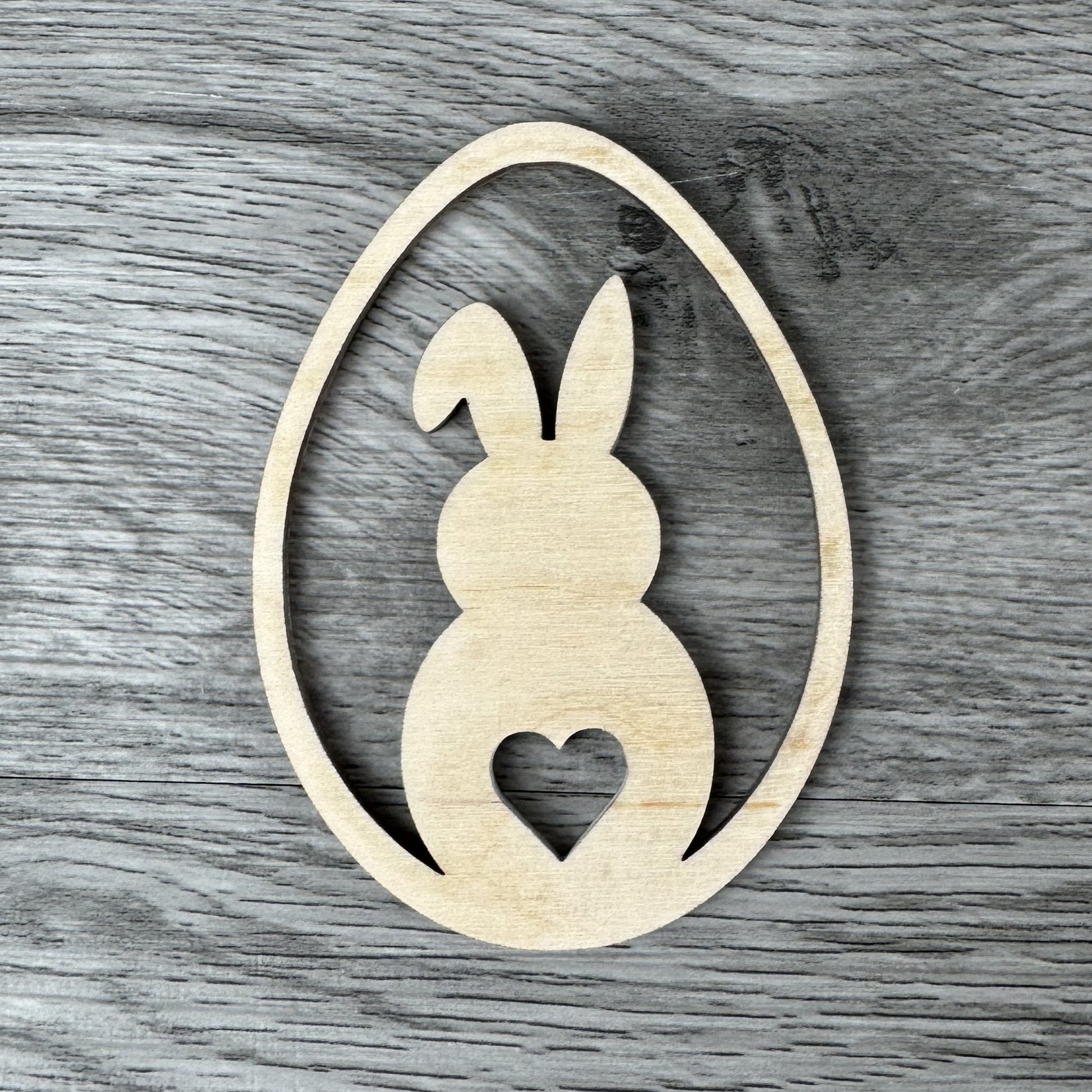 Detailansicht Hasensilhouette - Osteranhänger 3er Set, Eiform, Frohe Ostern, Häschen Illustration, Hasensilhouette - graviert auf Holz