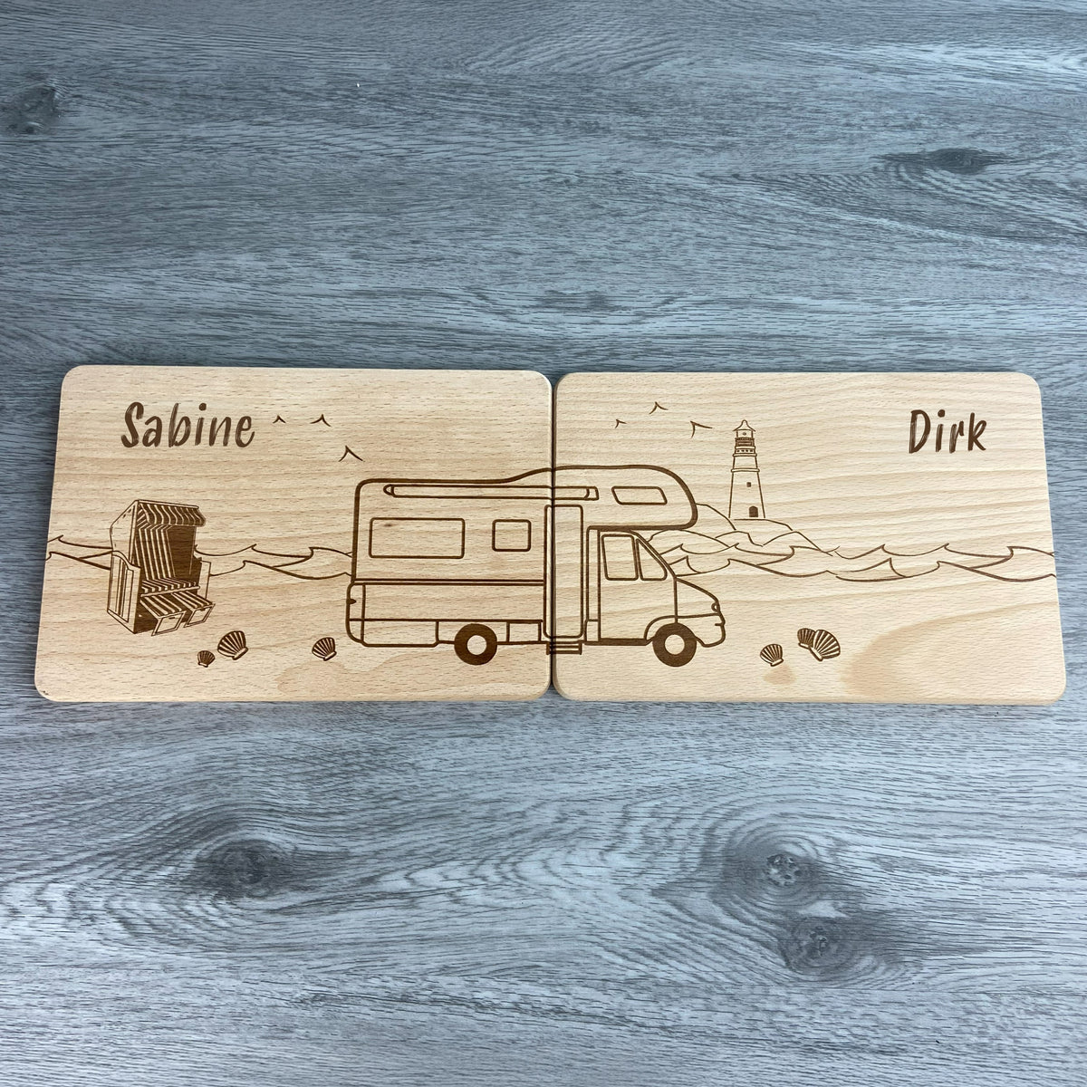 Gesamtansicht 2er Set Wohnmobil am Meer, Geschenkidee für Paare, Geschenk für Camper