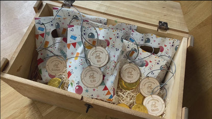 Medaille aus Holz mit Name personalisiert - Schatzsuche, Kindergeburtstag, Schatzsucher Schatzsucherin