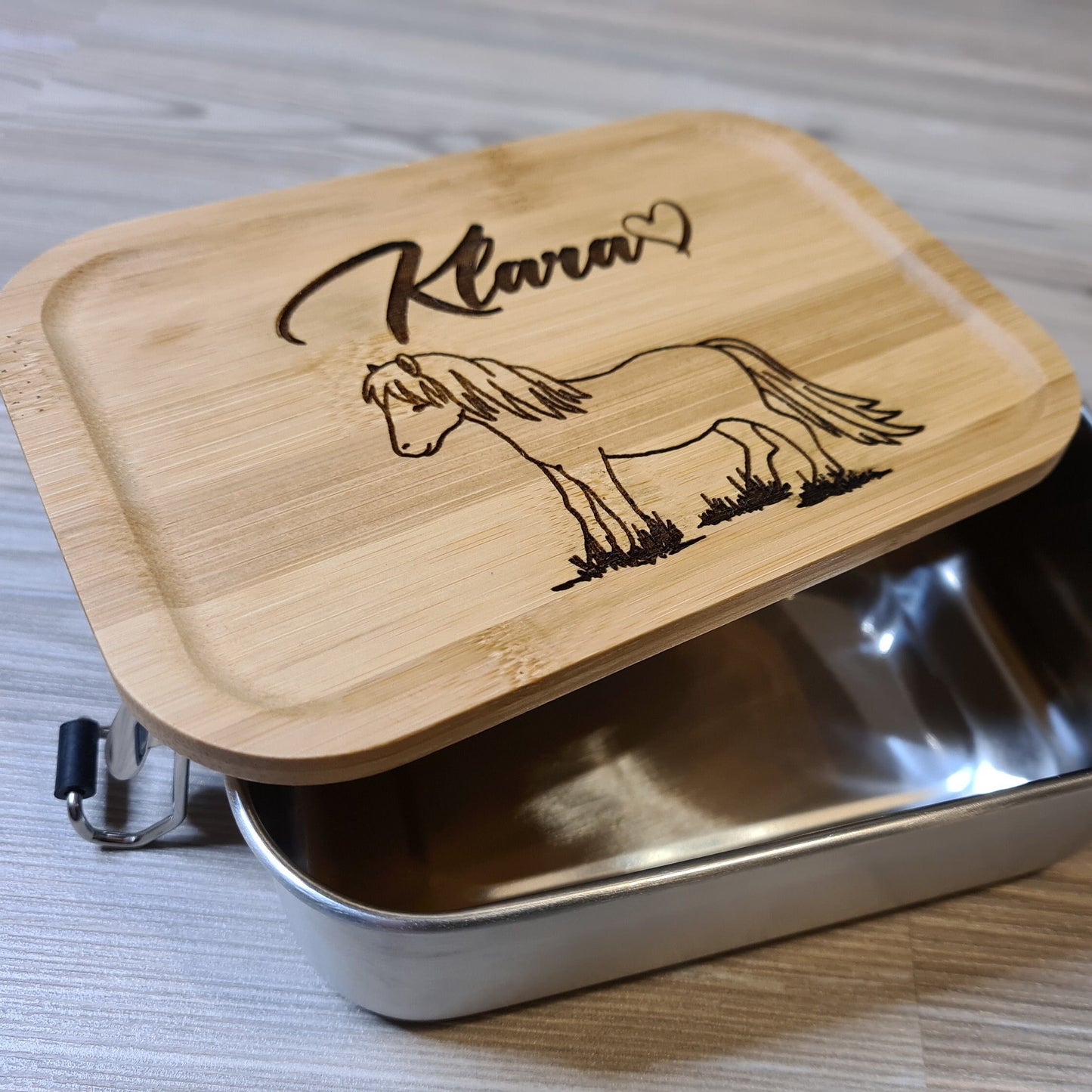 Lunchbox "Pony" - mit Name personalisiert - aus Edelstahl mit Bambusdeckel
