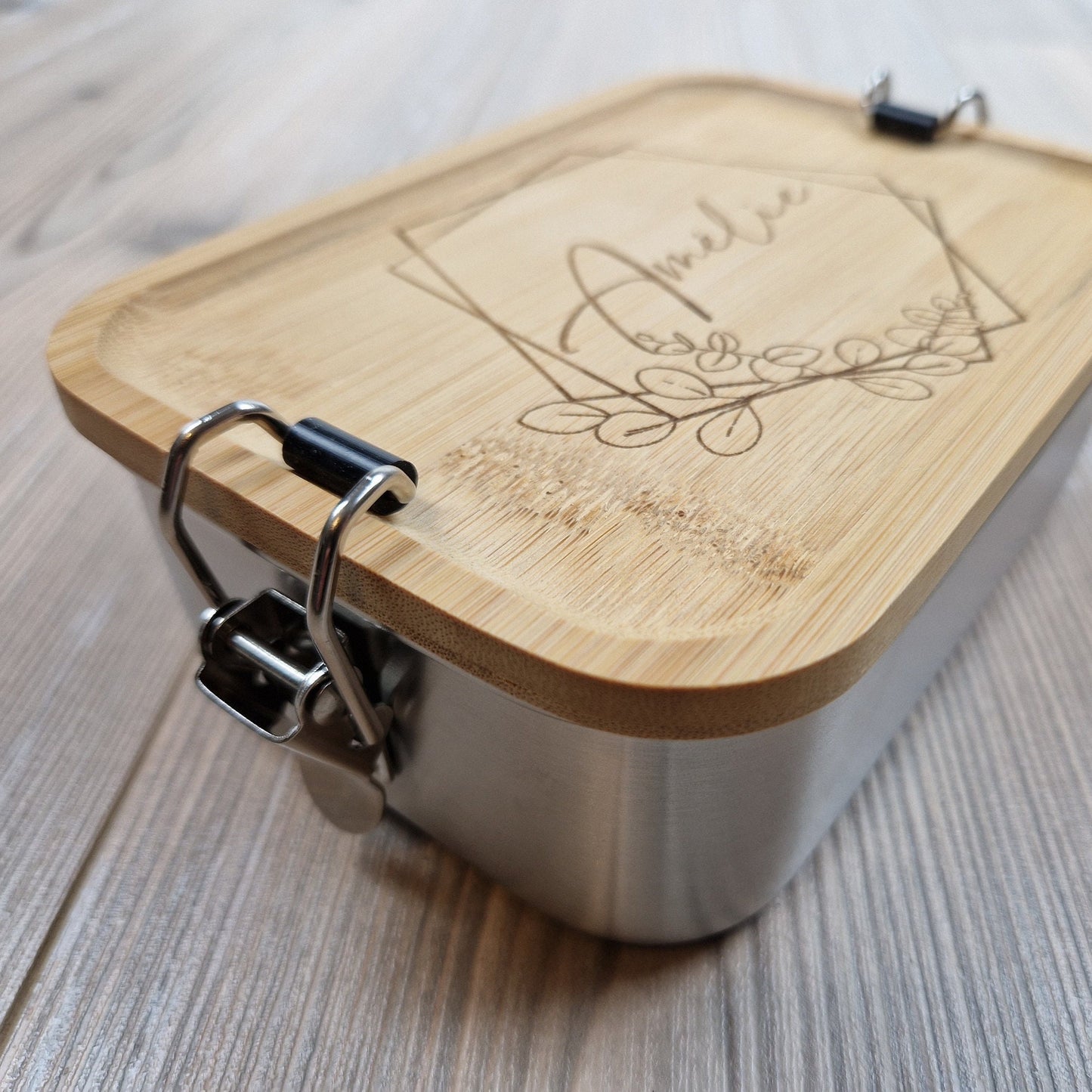 Lunchbox "Eucalyptus-Kranz" - mit Name personalisiert - aus Edelstahl mit Bambusdeckel