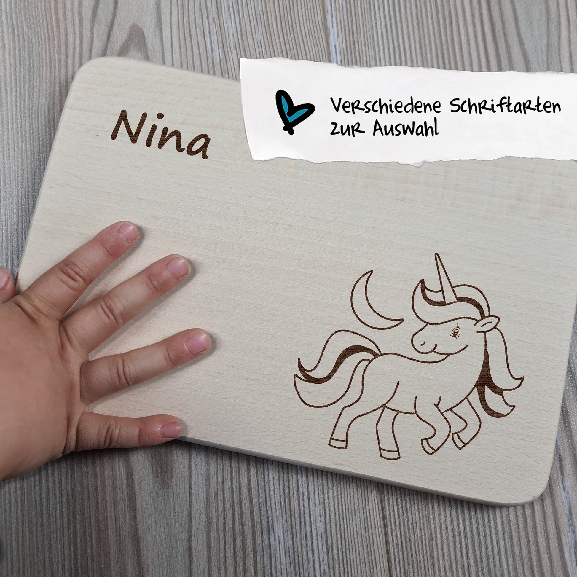 Brettchen Einhorn mit Name personalisiert Frühstücksbrettchen 22x15 cm Buche Brett Schneidebrett Vesperbrett Kinder individuelle Gravur auf Holz Geschenkidee zum Geburtstag Geschenk zur Geburt Weihnachtsgeschenk personalisierbar Kindermotiv Pony Pferd