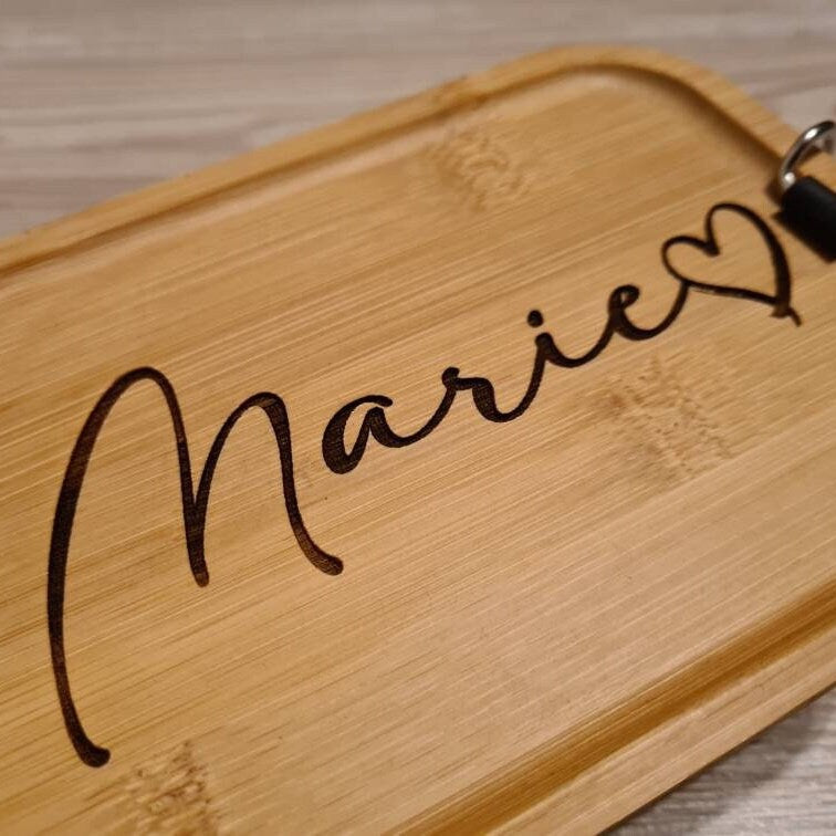 Lunchbox "Name Schreibschrift"  aus Edelstahl mit Bambusdeckel, personalisiert mit Name und Wunschmotiv