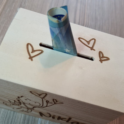 Spardose Truhe "Drache" -  mit Name personalisiert - Deisterwerke