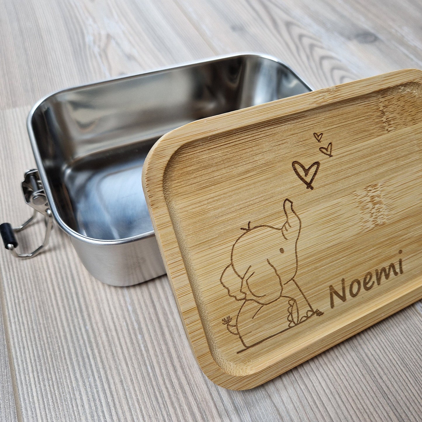 Lunchbox "Elefant" - mit Name personalisiert - aus Edelstahl mit Bambusdeckel